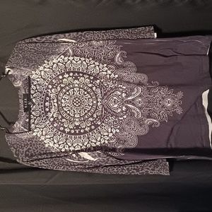 B.L.E.U. boho print quarter sleeve shirt.